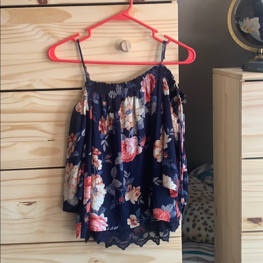 Off the shoulder Tank